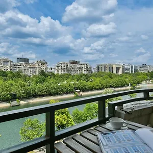 https://olala-unirii-center-apartments.bucharesthotelsnow.com